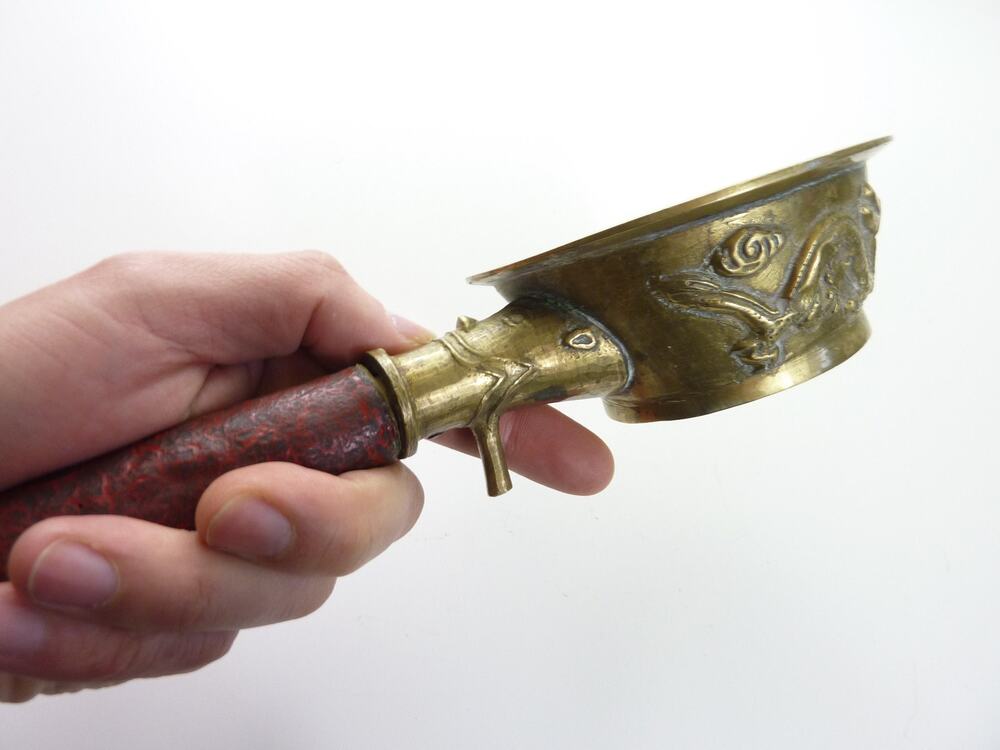 Vintage Chinese Brass Dragon Coal Pot Hand Warmer Wood Handle Chinoiserie Bowl